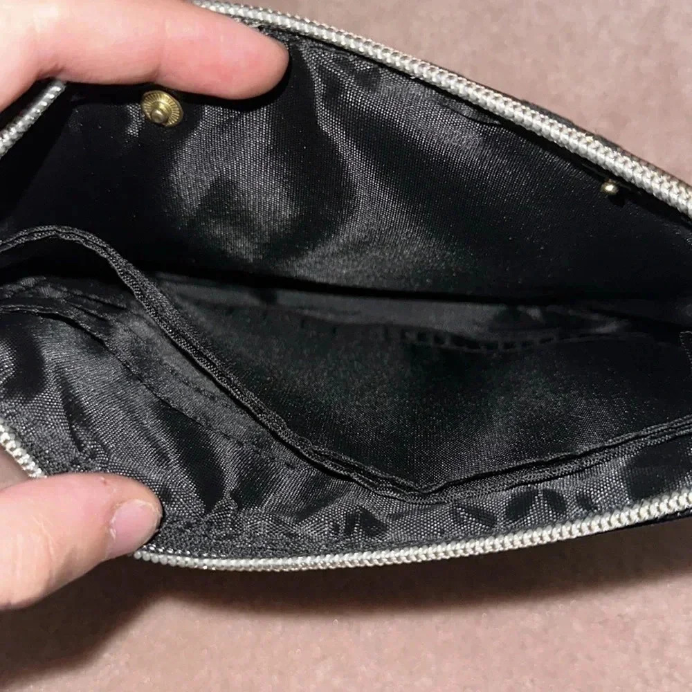 Juicy Couture Wristlet - Picture 5 of 5